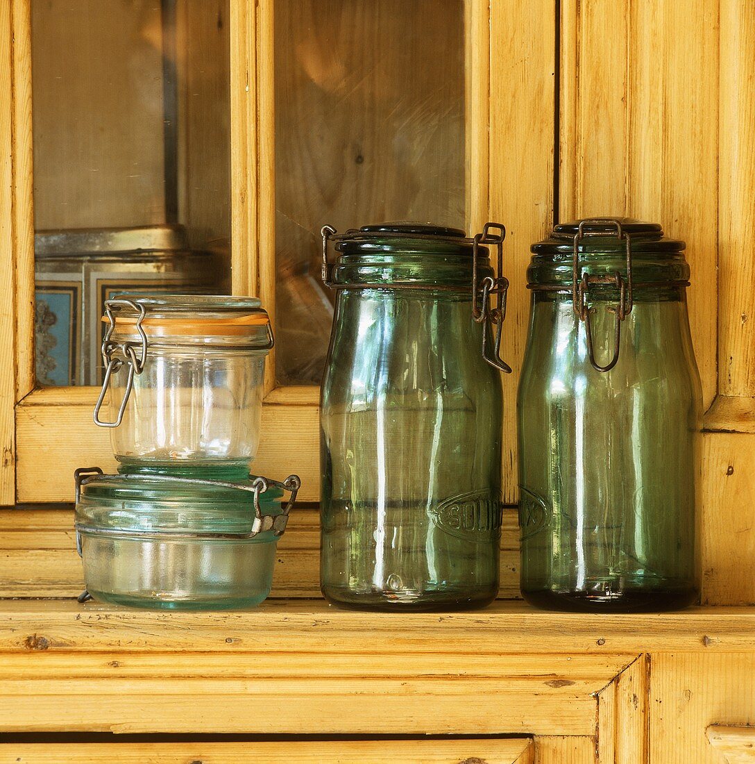 Empty preserving jars