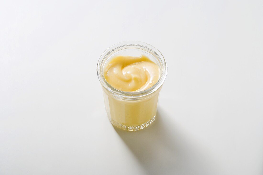 Home-made mayonnaise