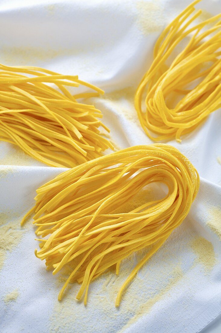 Selbstgemachte Tagliolini