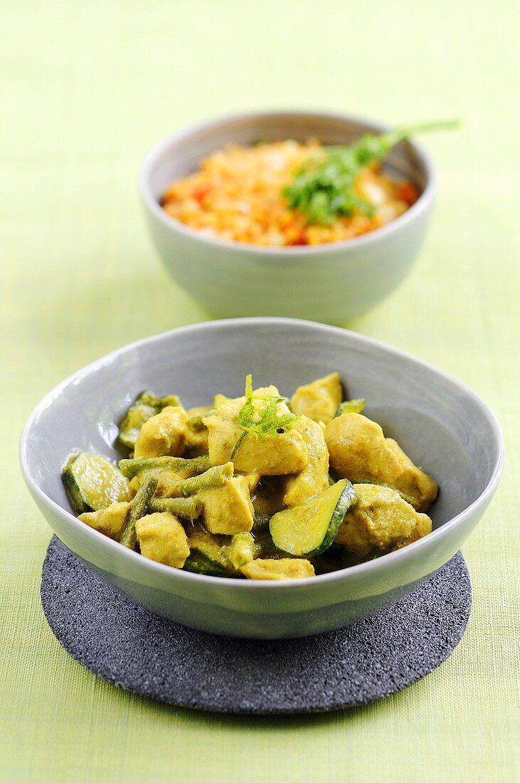 Chicken curry with courgettes