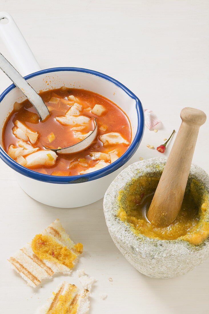 Fischsuppe mit Zitronengras-Rouille