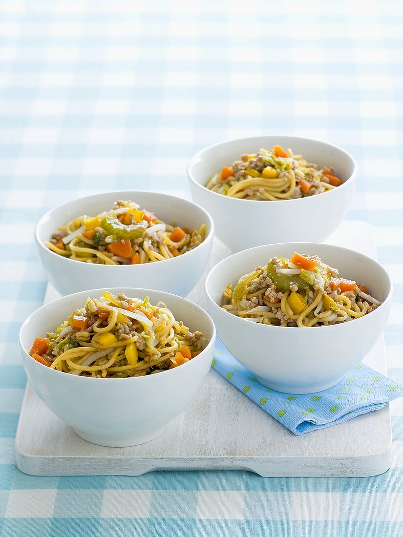 Chow mein (stir-fried noodles, China) with meat & vegetables