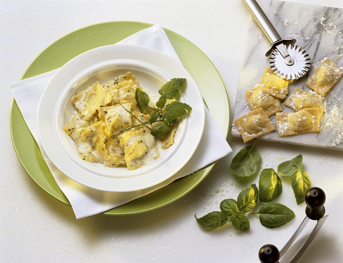 Ravioli in herb cream