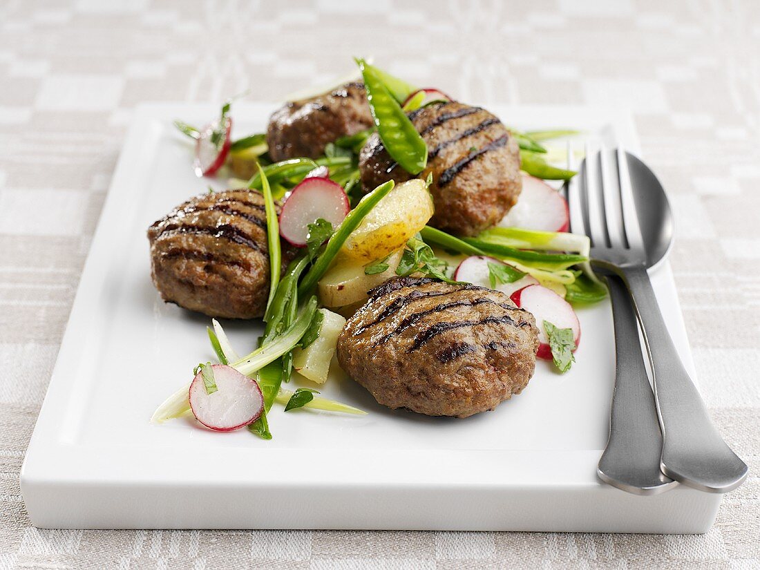 Burgers with warm potato salad