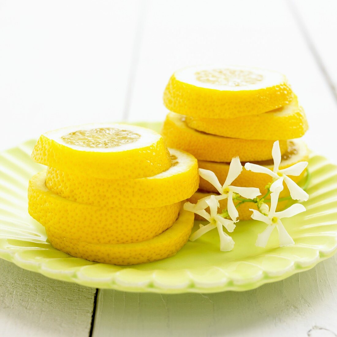 Towers of lemon slices