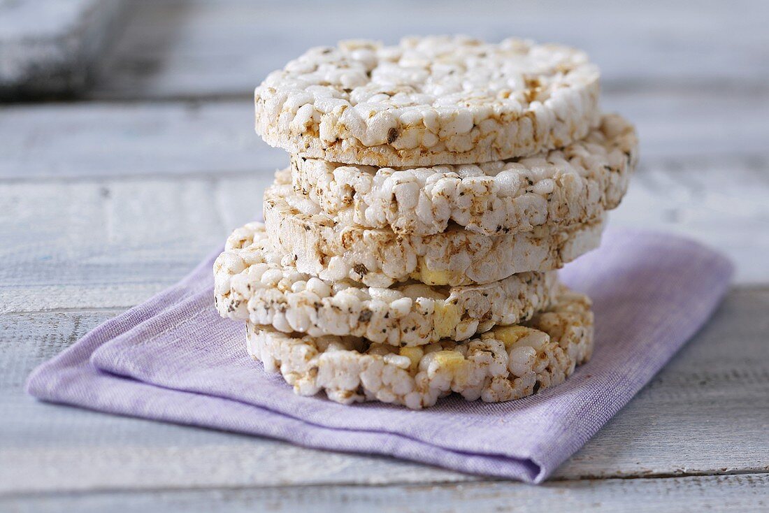 Five rice cakes, stacked