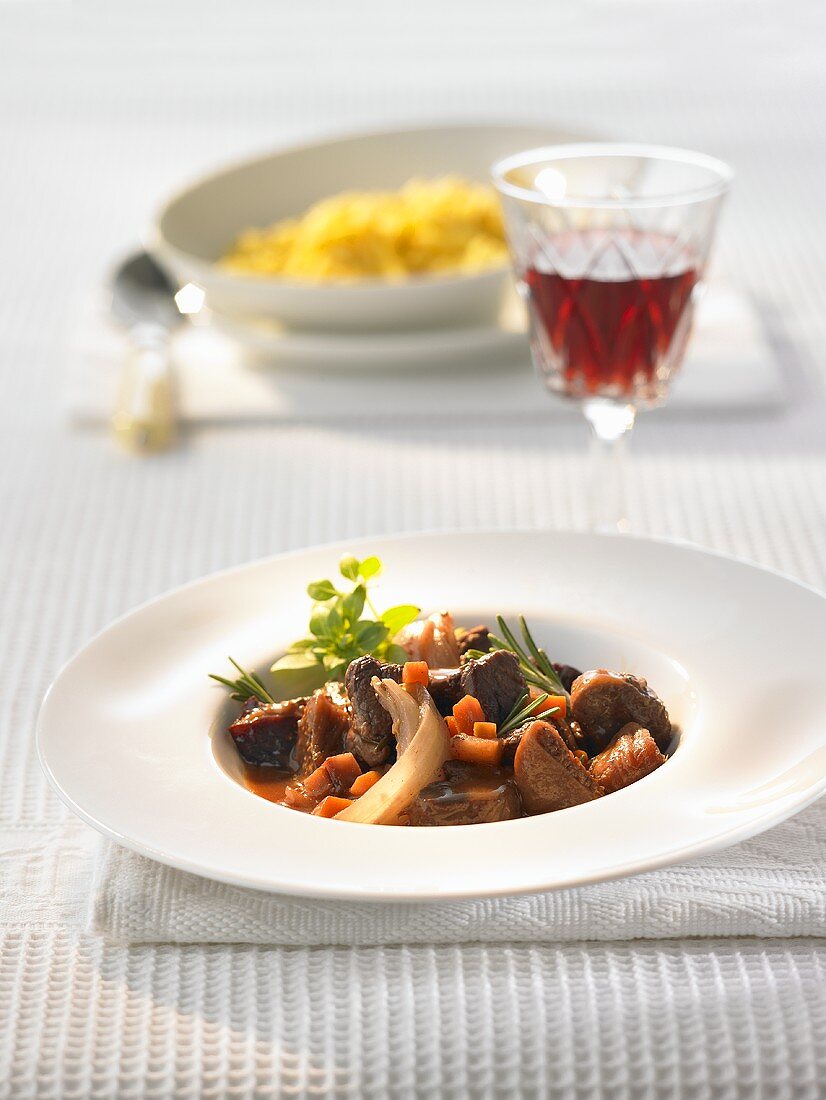 Venison goulash with red wine