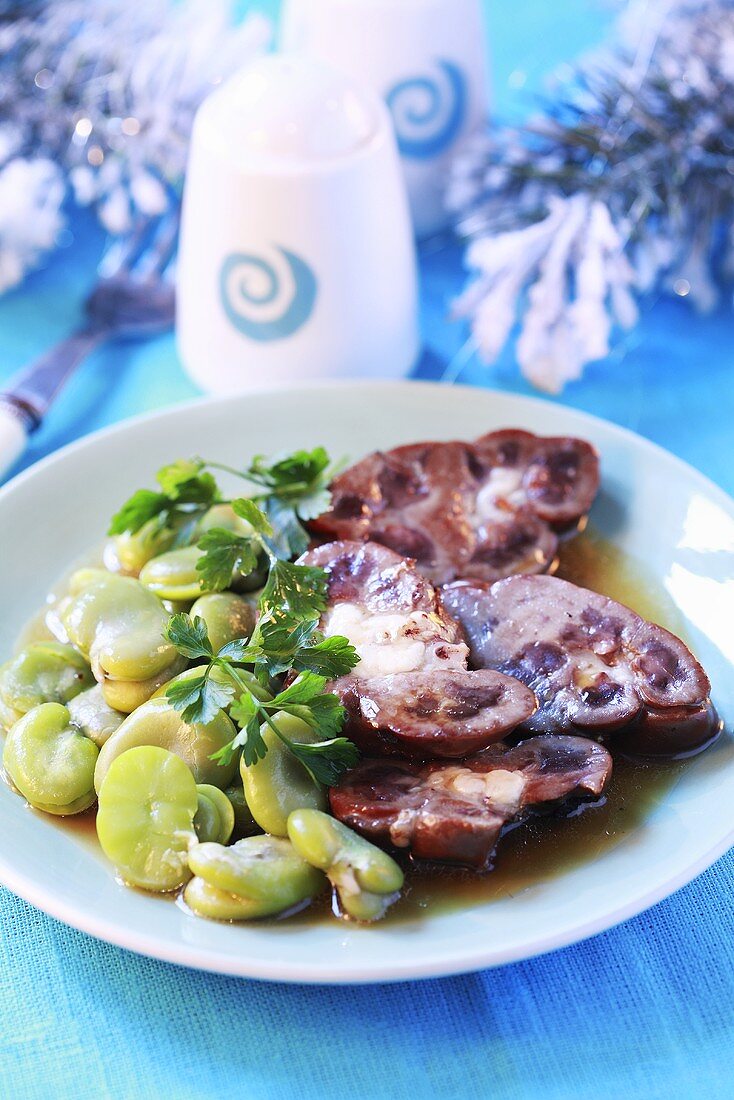 Kidneys with broad beans (Christmas)