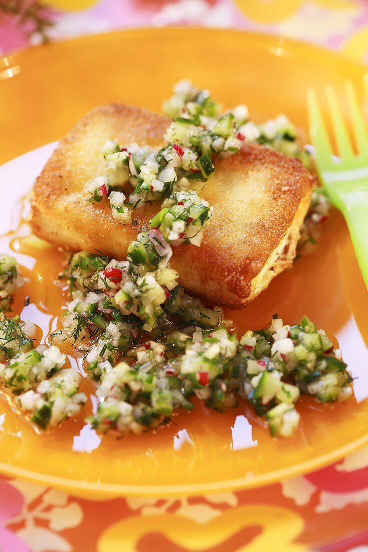 Breaded sheep's cheese with salsa