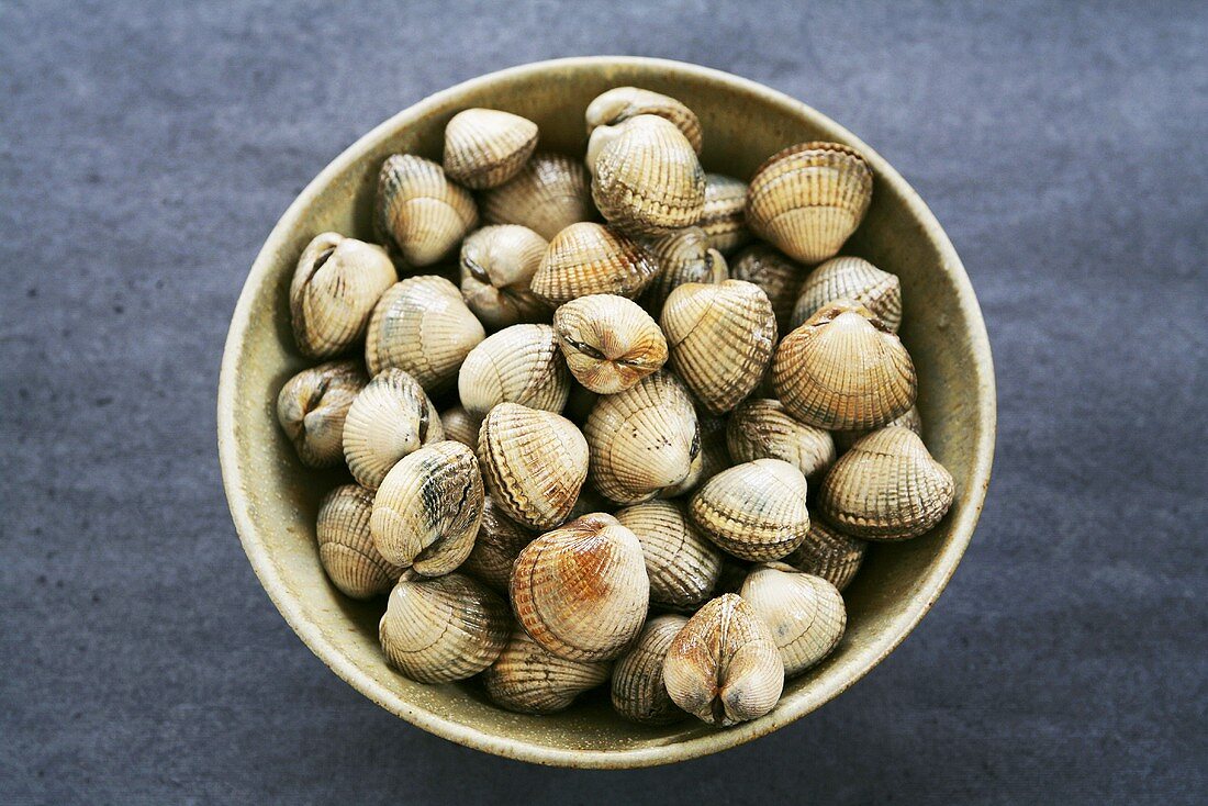 Cockles in a bowl