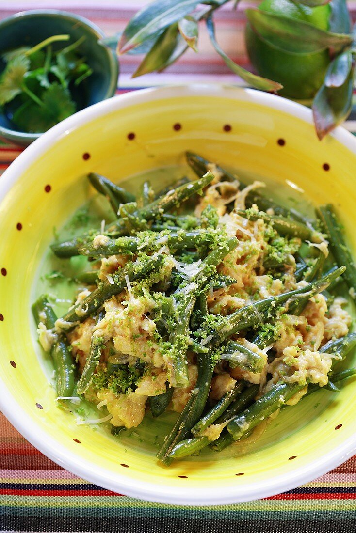 Green beans with egg