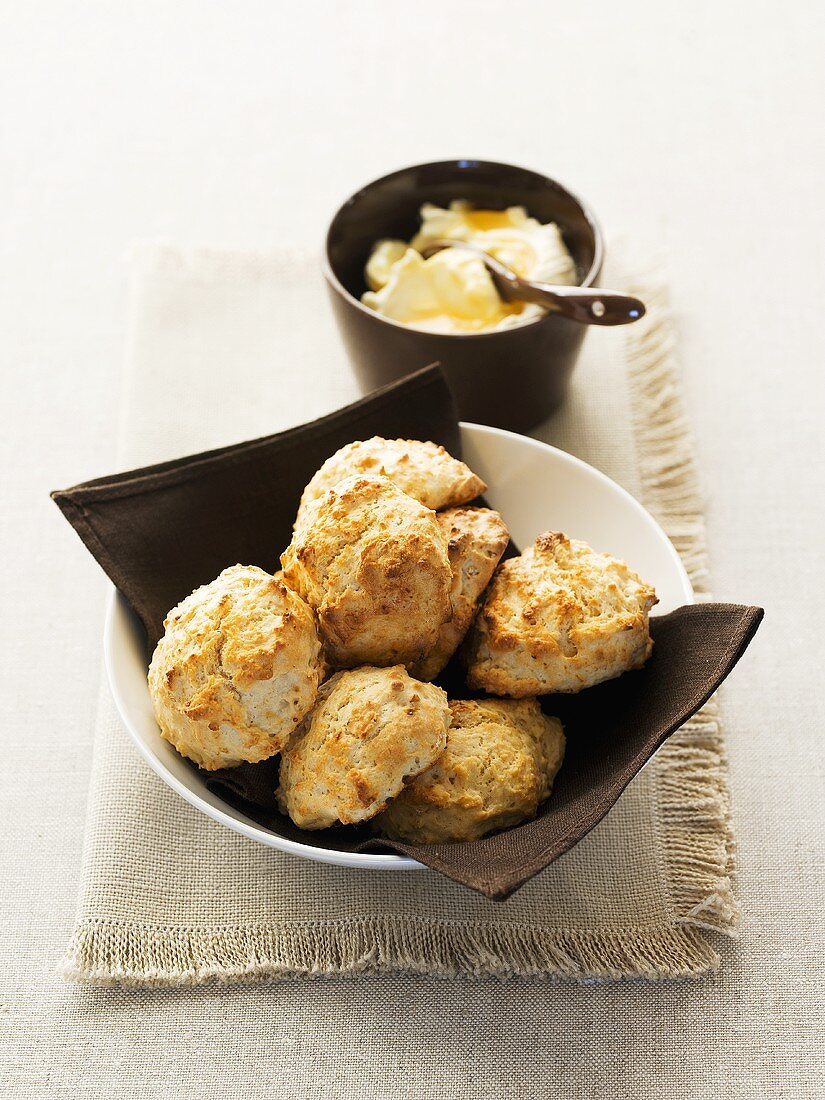 Scones with clotted cream and honey