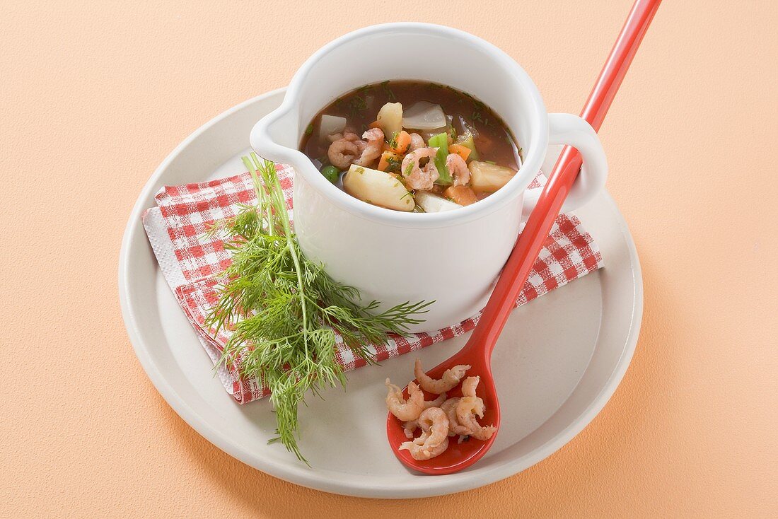 Mixed vegetable soup with shrimps