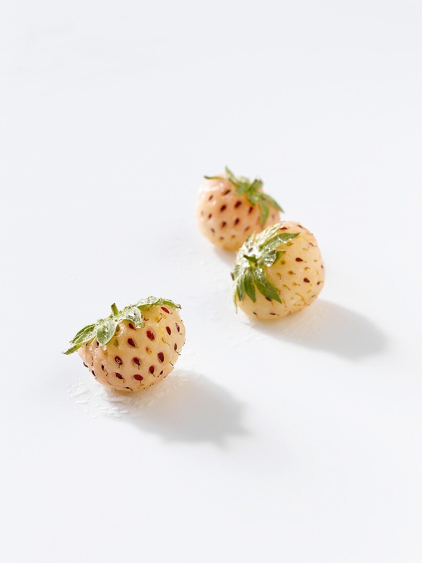 Three strasberries