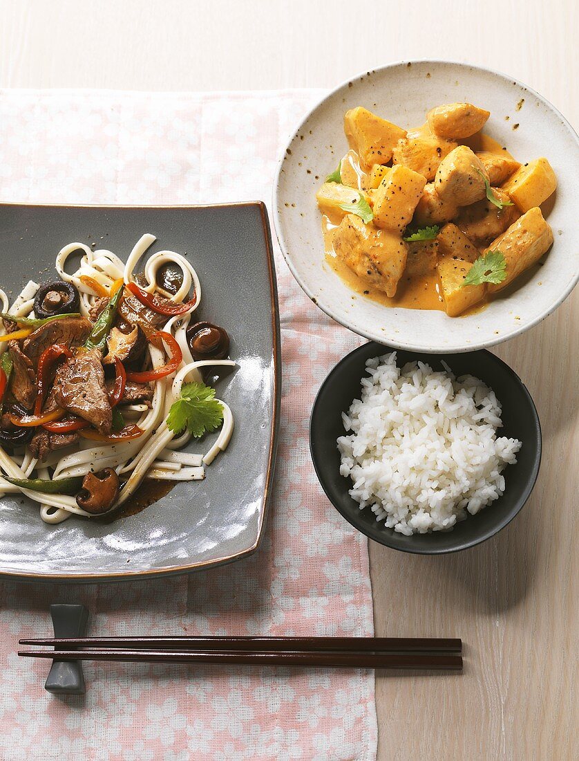 Coconut chicken curry and Far Eastern meat & noodle stir-fry