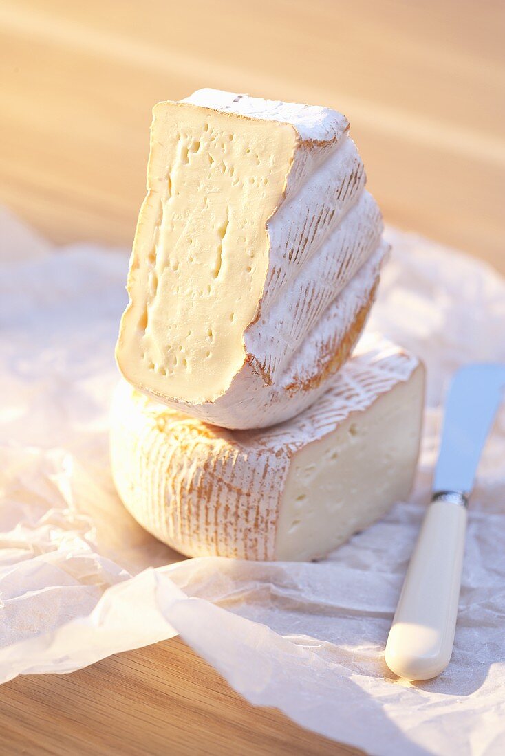 Saint Albray cheese