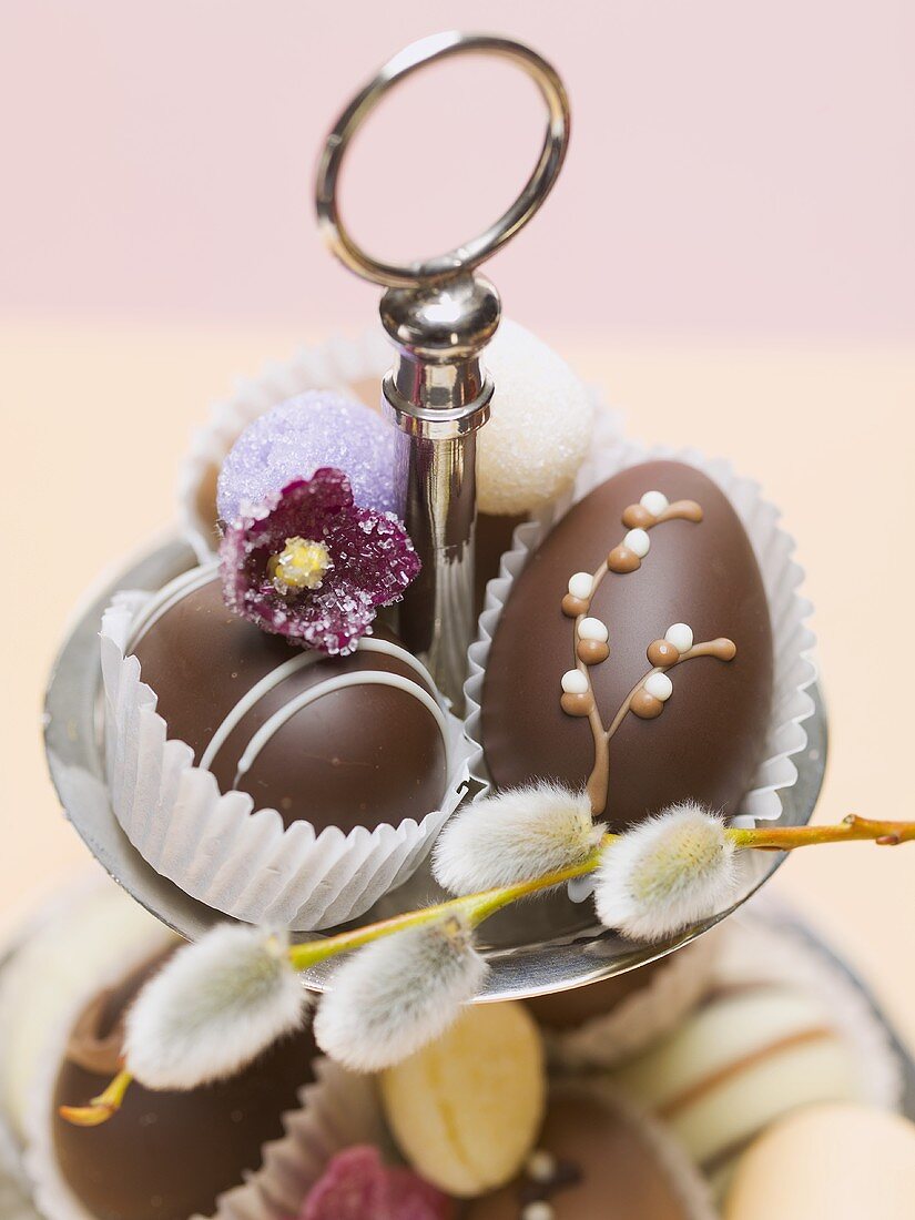 Easter sweets on tiered stand (close-up)