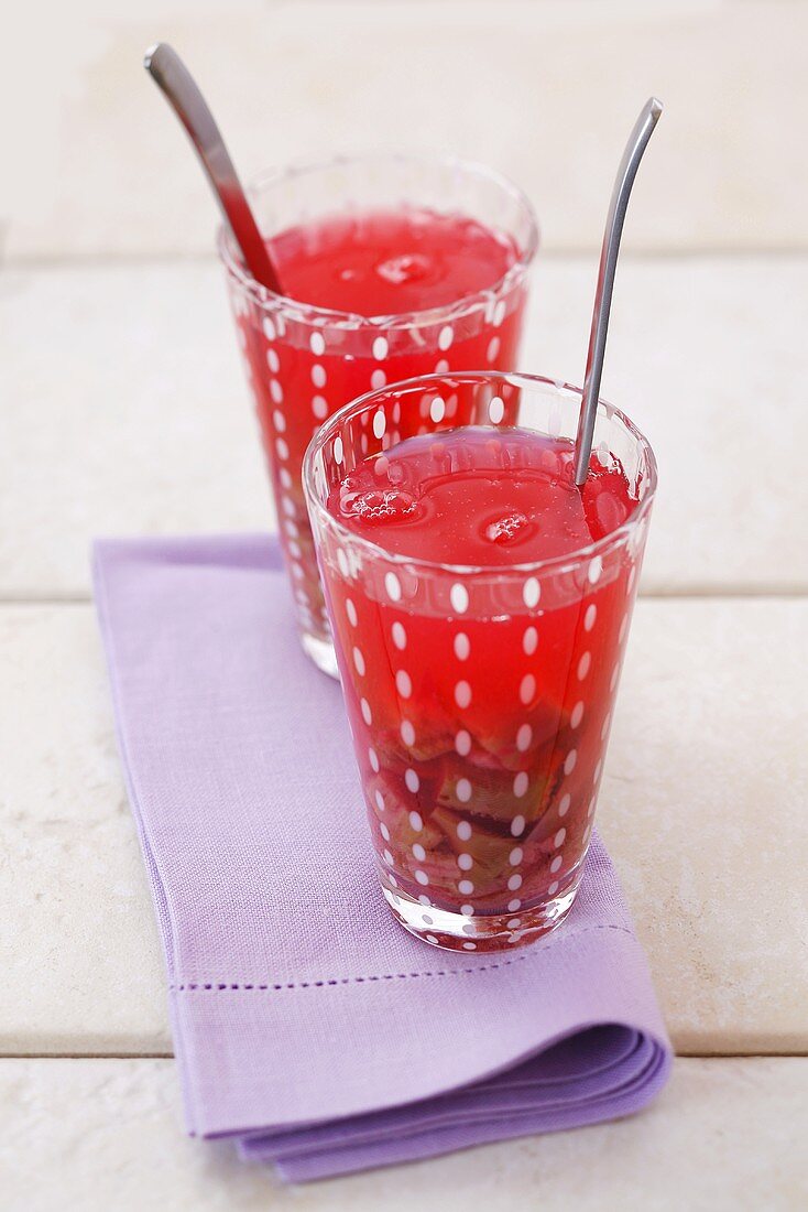 Rhubarb compote in two glasses