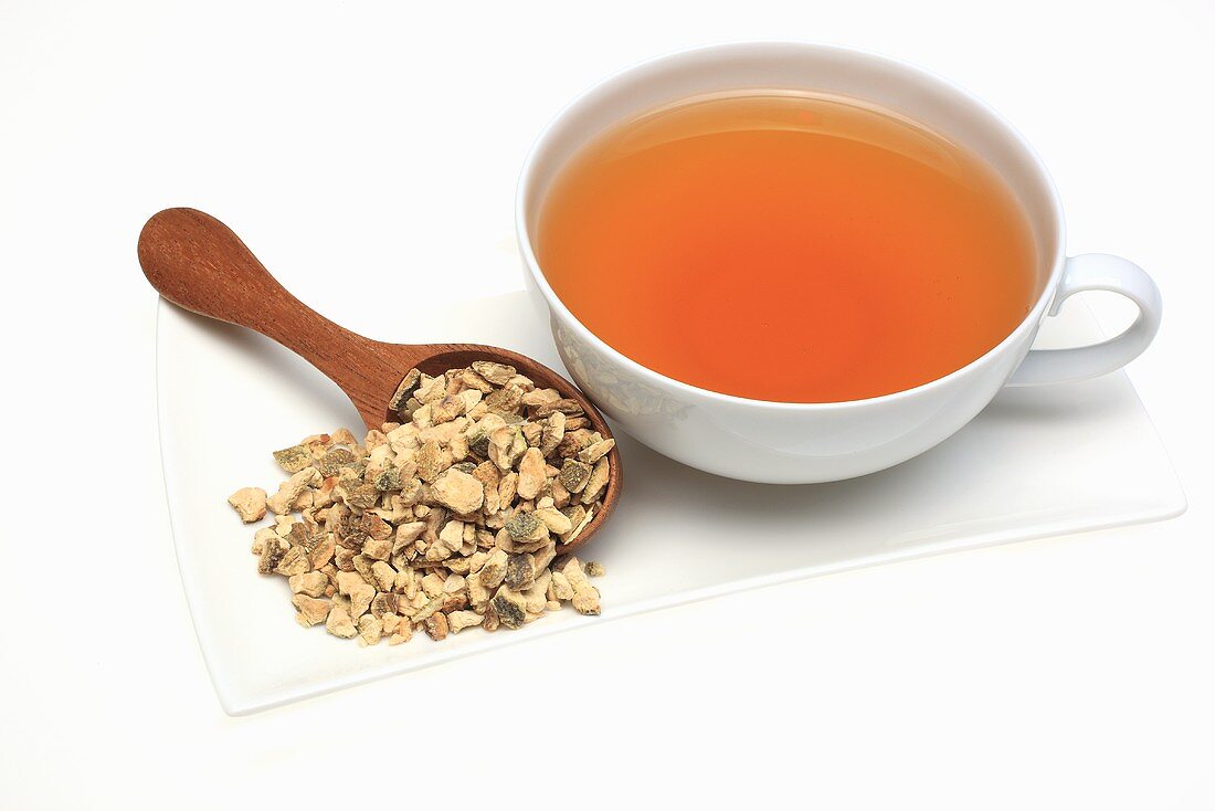 Tee aus getrockneter Schale der Pomeranze (Citrus aurantium currassuviensis)