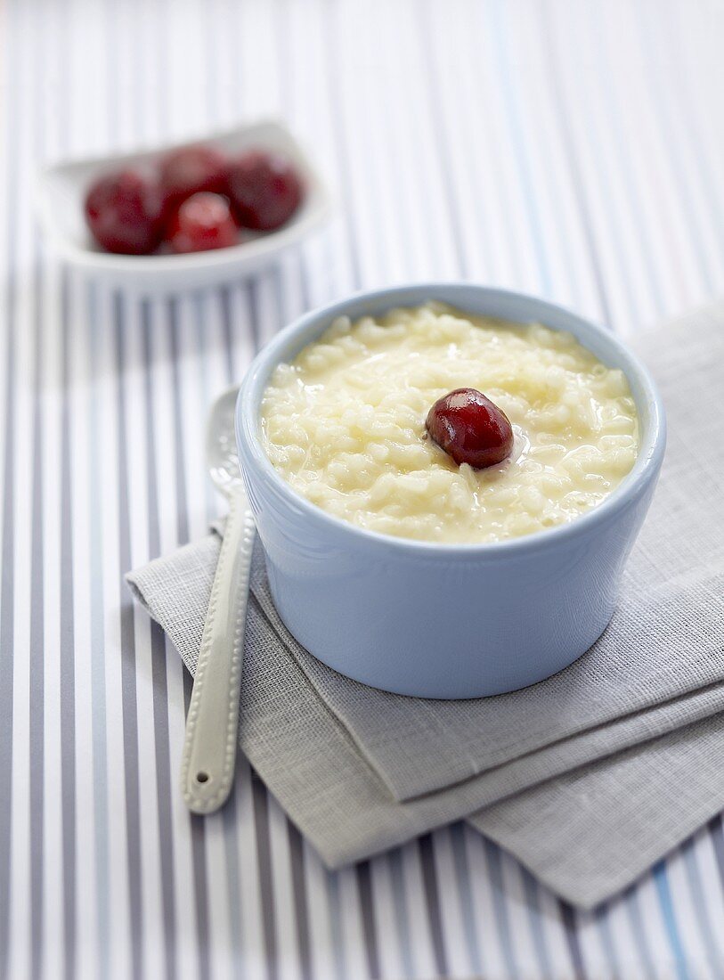 Rice pudding with cherries