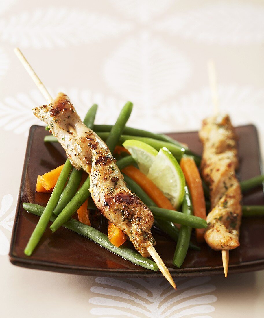 Spicy chicken satay with vegetables