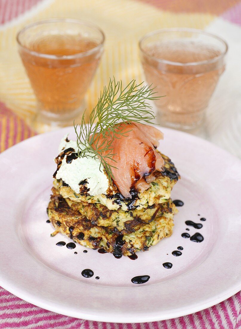 Courgette cakes with salmon