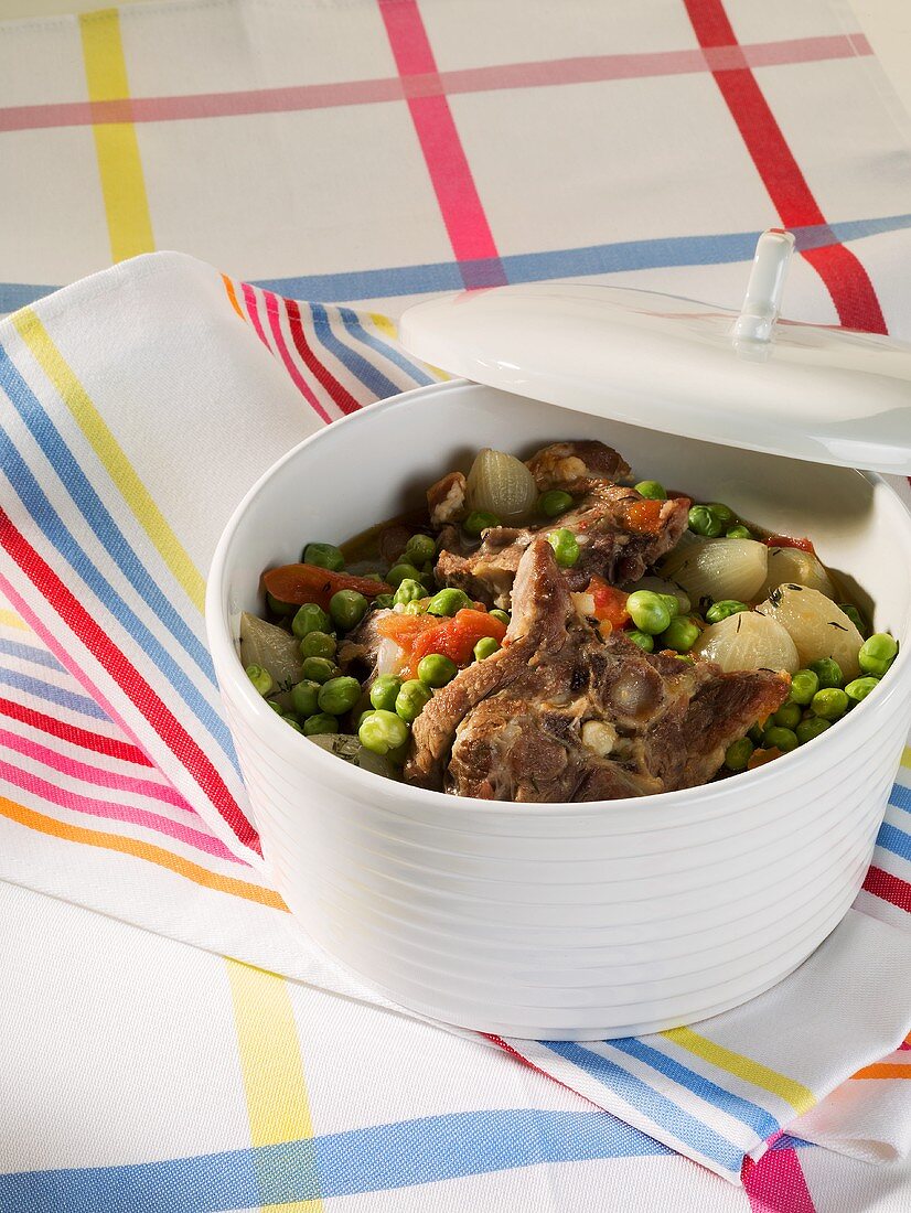 Braised lamb with peas and shallots