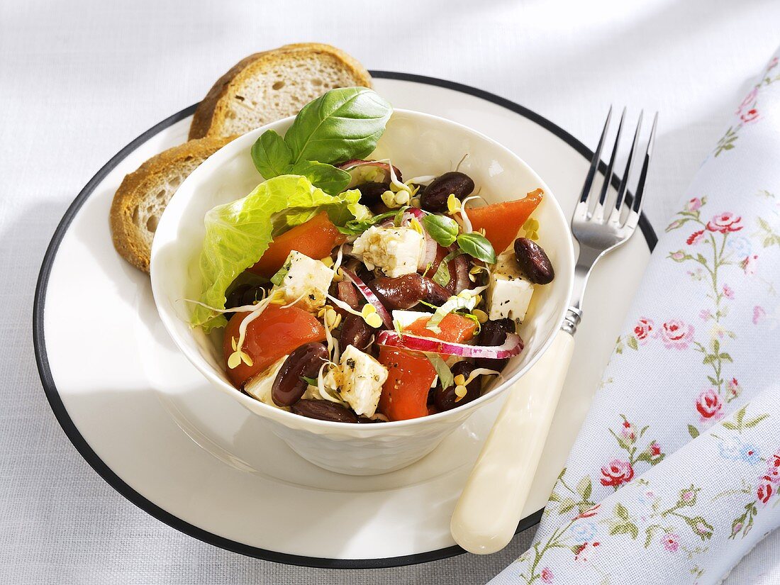 Red kidney bean, sheep's cheese and pepper salad