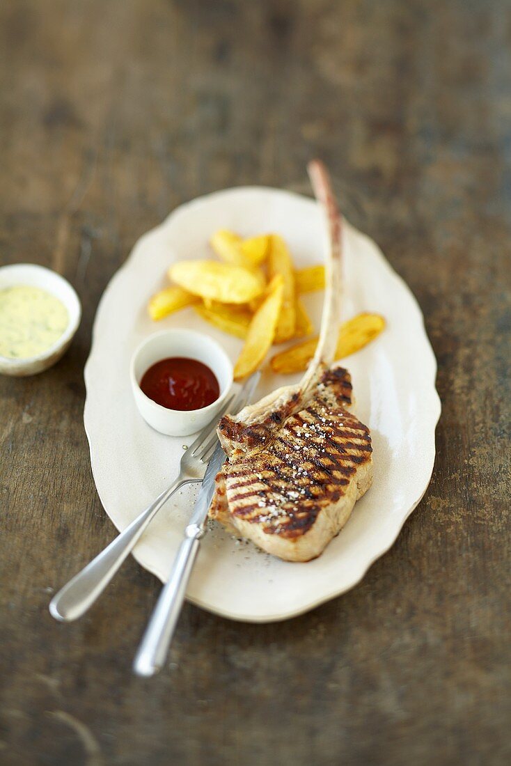 Grilled veal chop with chips, home-made ketchup