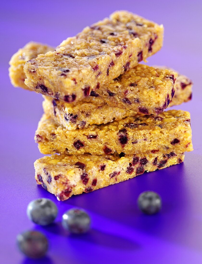 Blueberry muesli bars