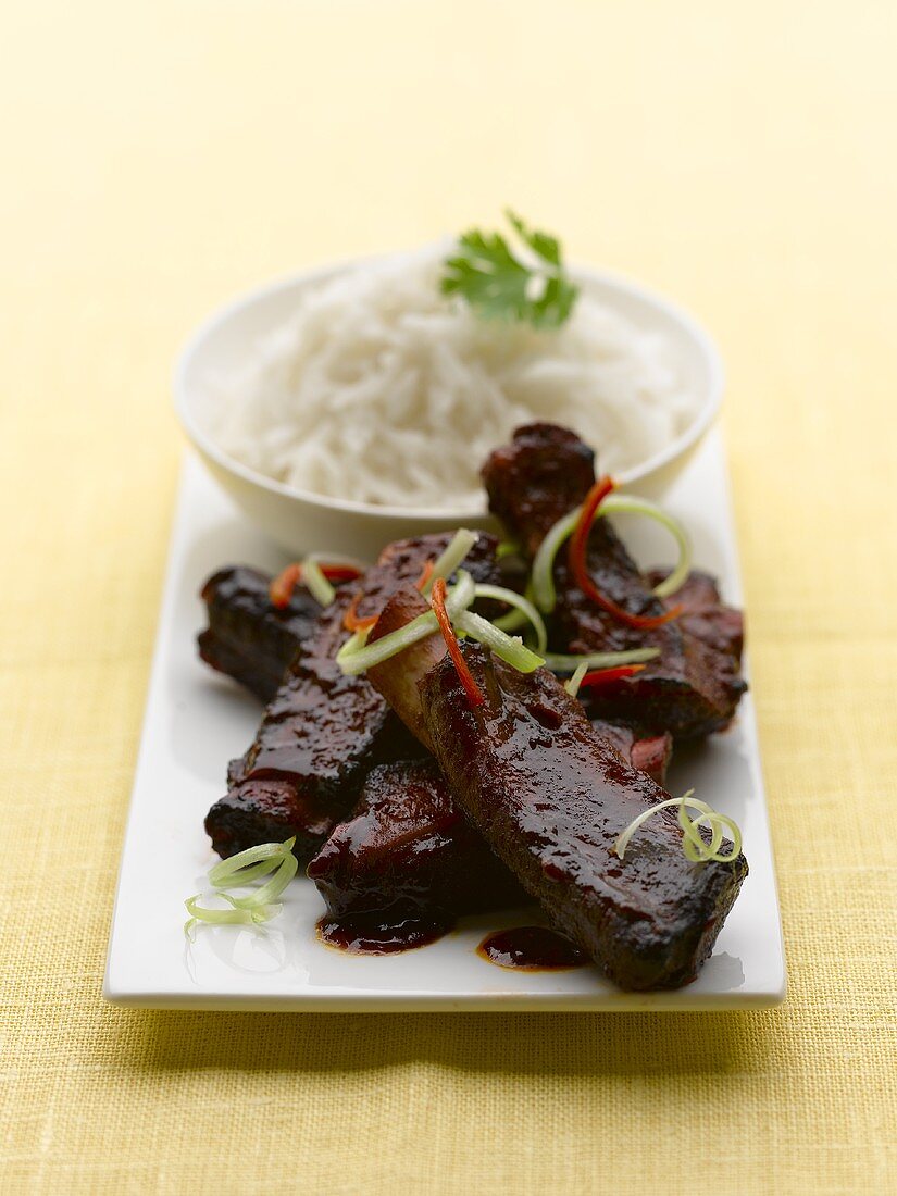 Glazed pork ribs with rice (Asia)