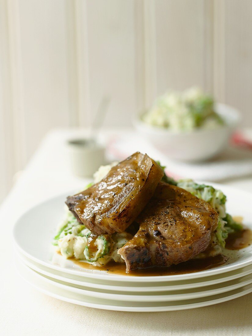 Lamb chops and mashed potato with savoy cabbage