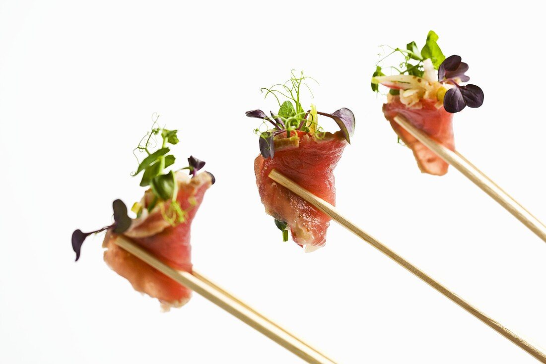 Tuna sushi with fresh herbs