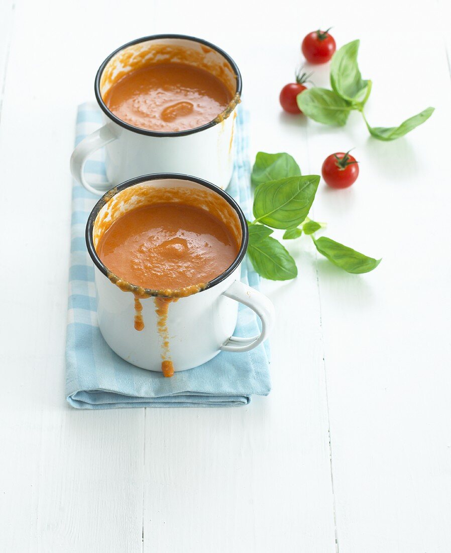 Tomato soup in two mugs