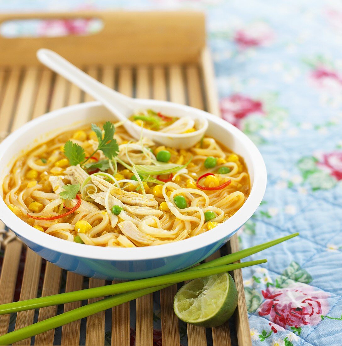 Mais-Hähnchen-Laksa (Asien)