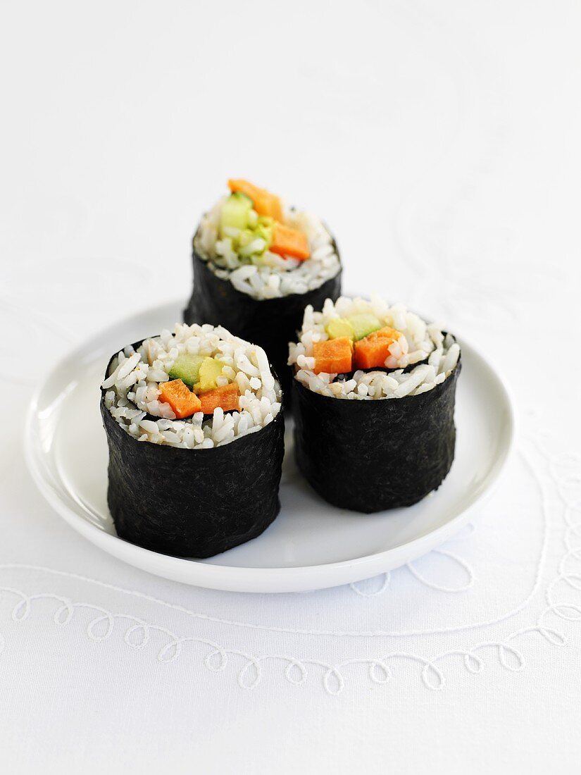 Vegetable maki sushi