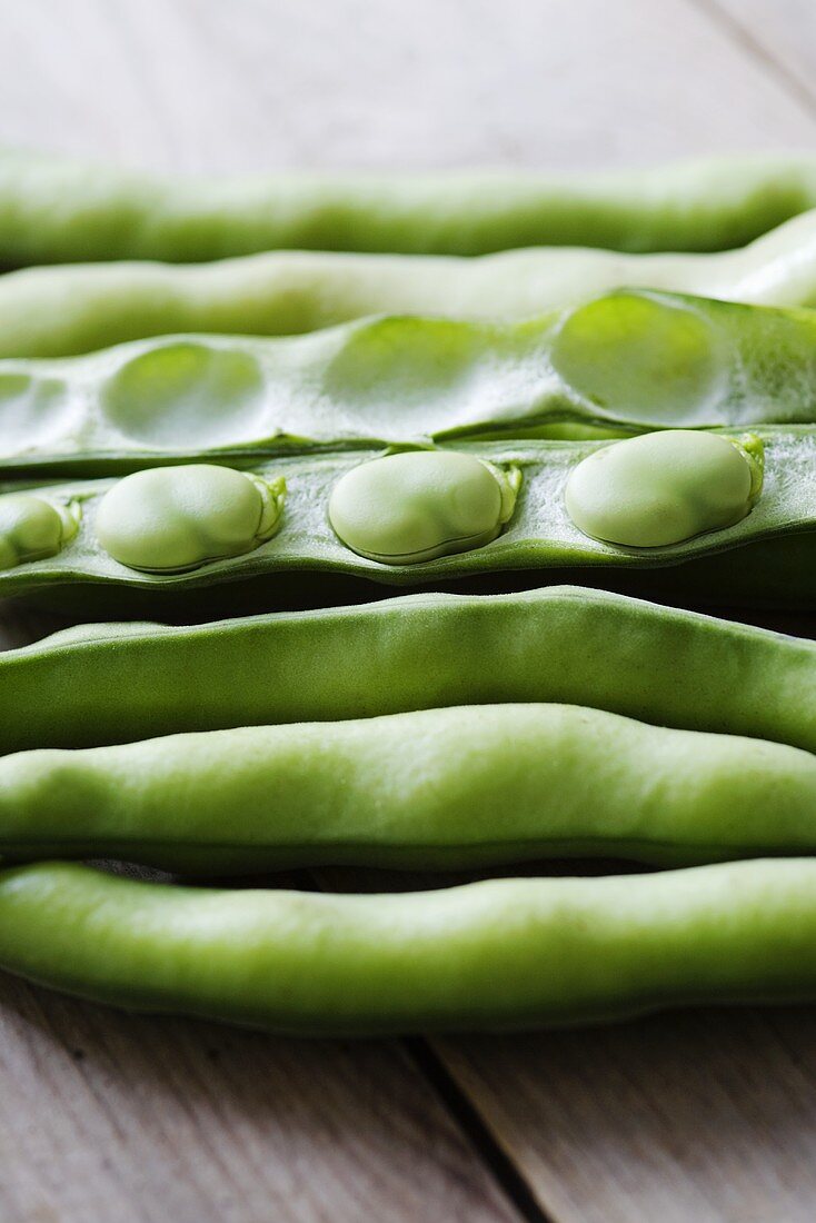 Broad beans in the pod