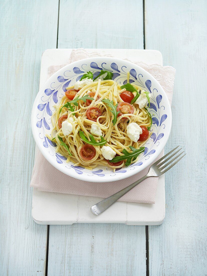 Linguine with goat's cheese