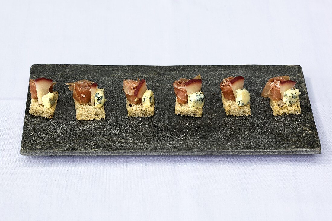 Canapes with Parma ham, apple and Stilton