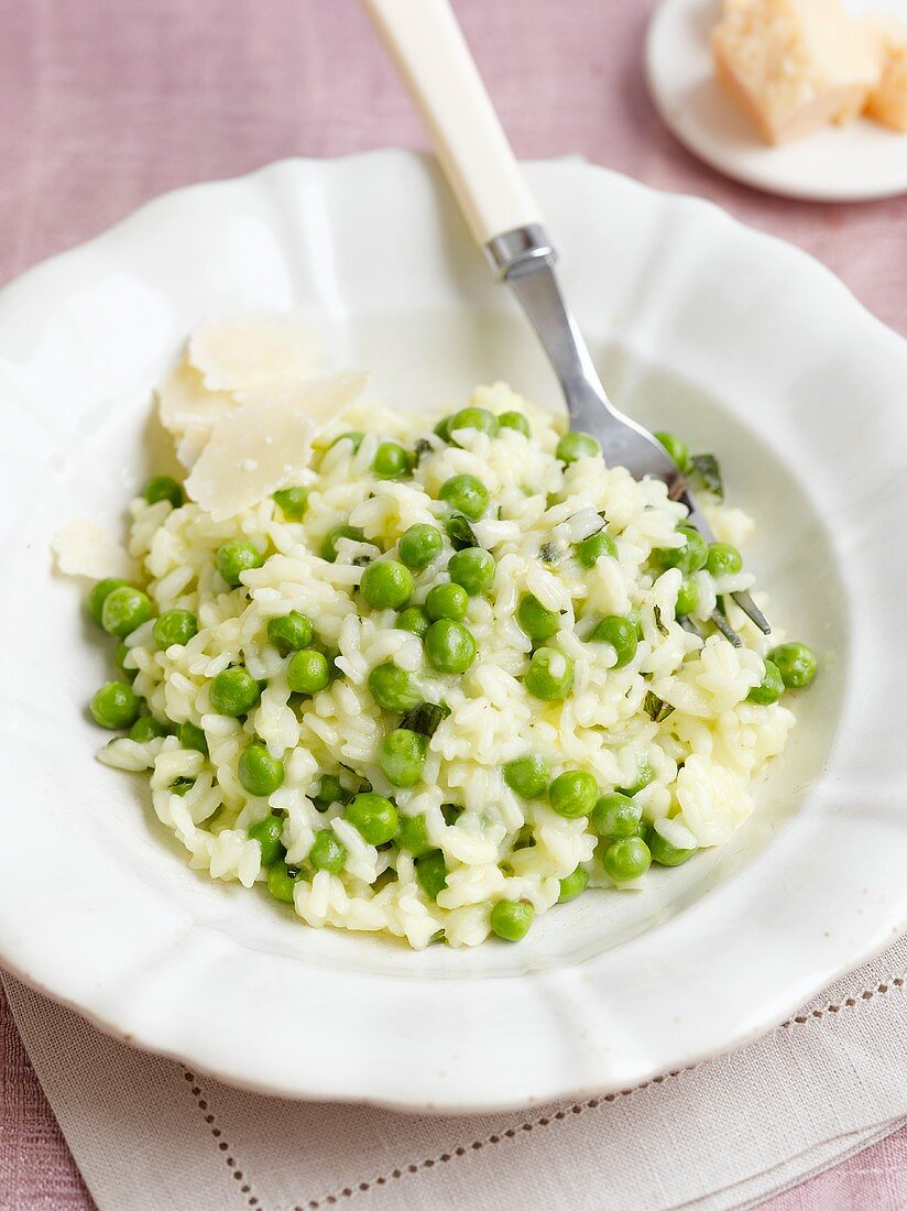 Pea risotto with mint and parmesan