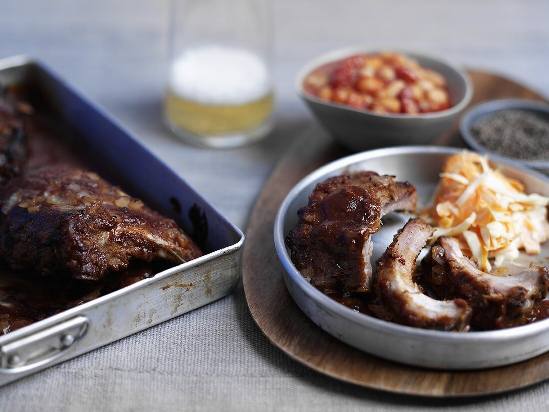 Pork ribs with baked beans