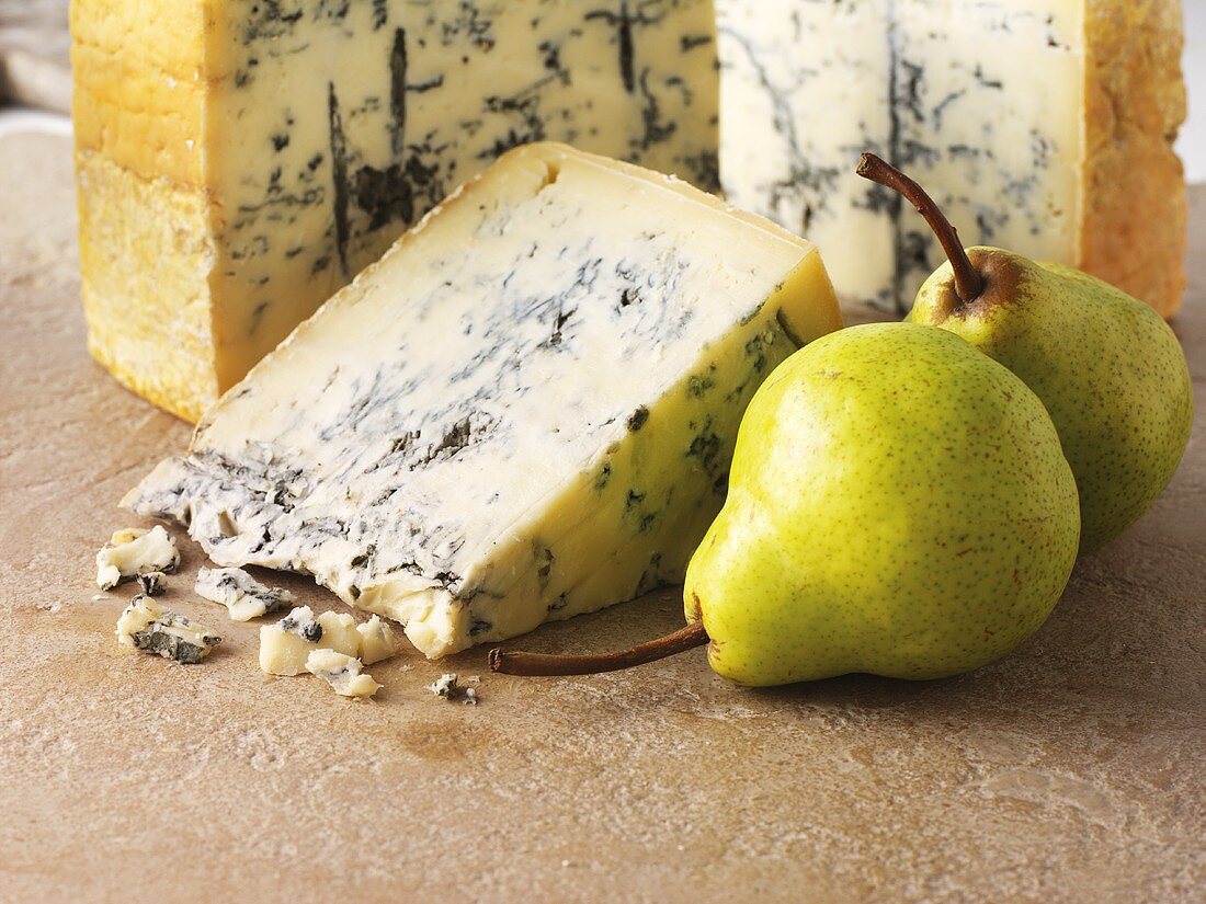 Gorgonzola and pears