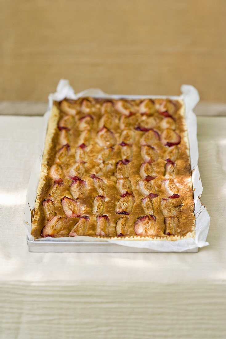 Nectarine cake with treacle