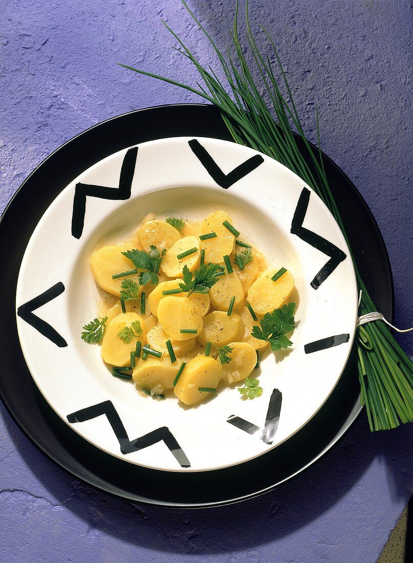 Potato salad with herbs