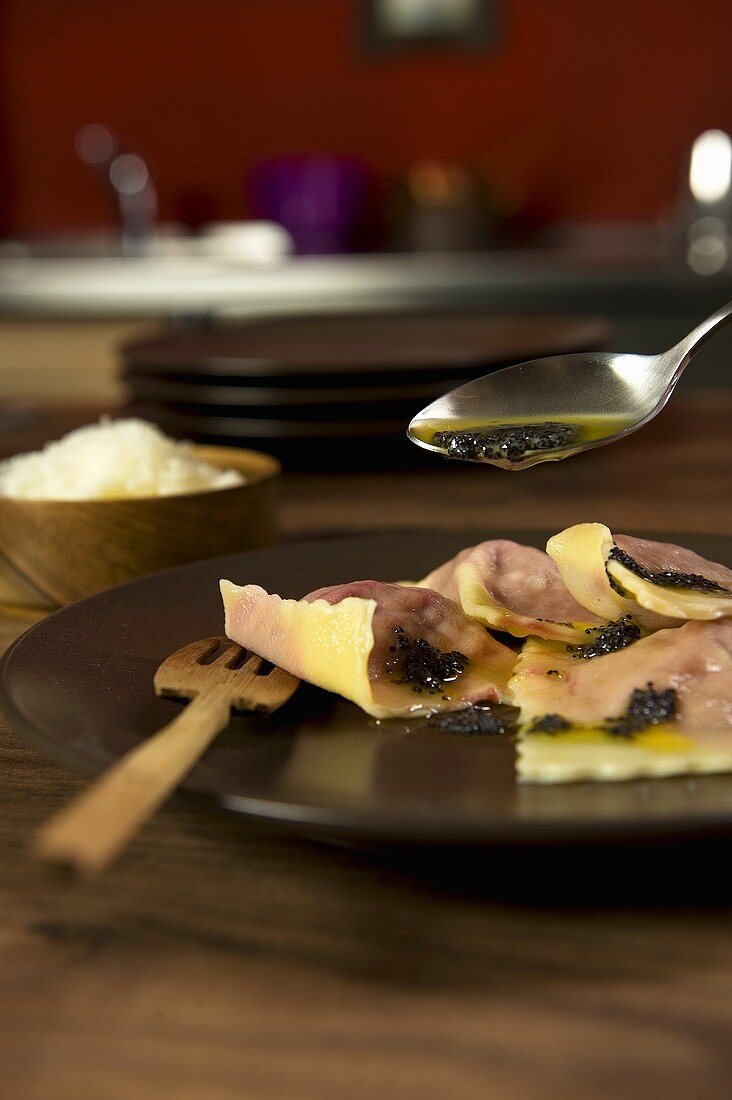 Ravioli alla barbabietola (ravioli stuffed with beetroot)