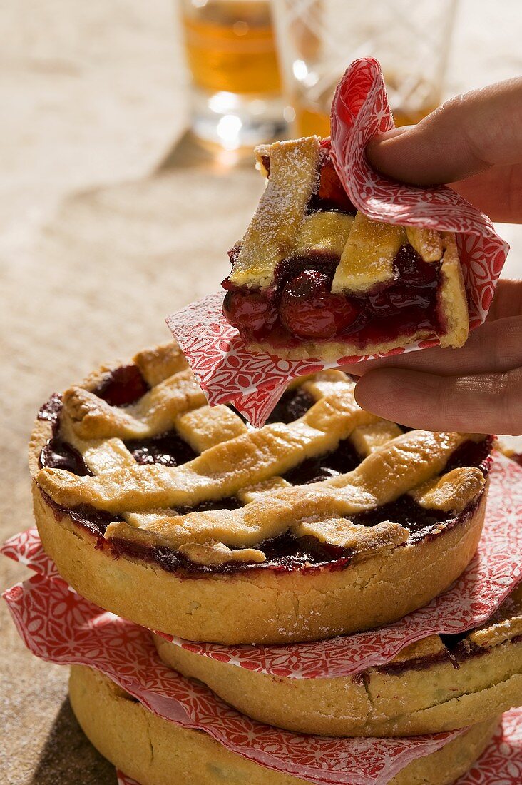 Crostata di visciole (cherry tartlet, Italy)