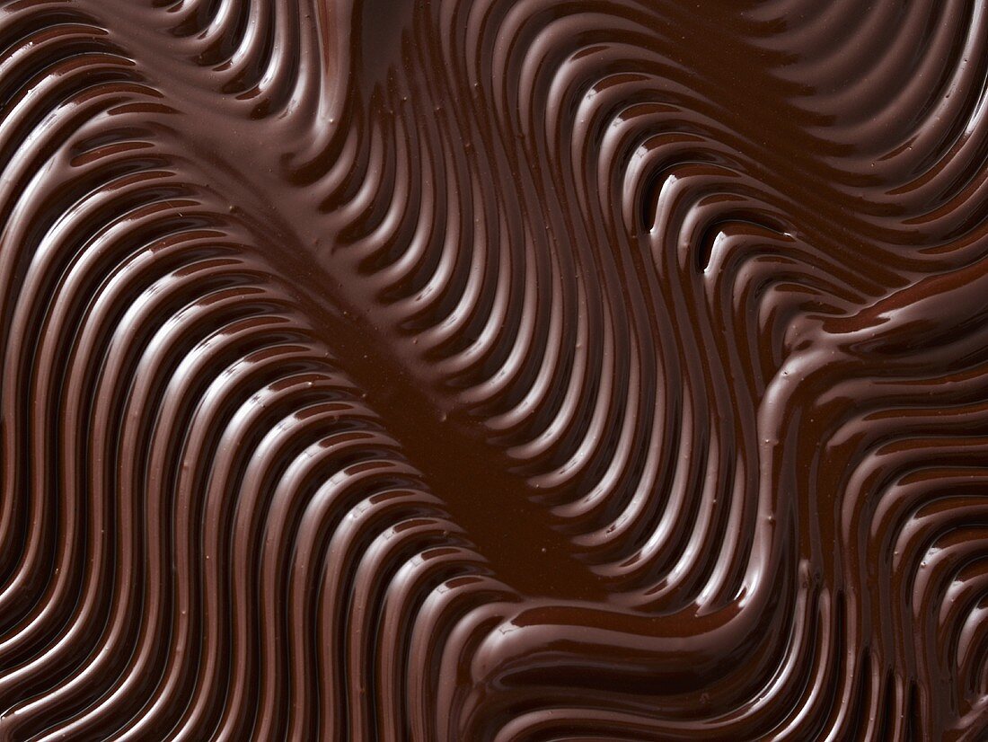 Schokoladenglasur in Wellenform