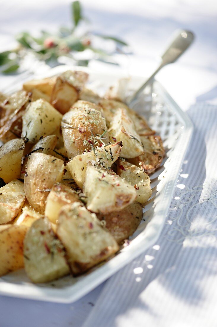 Roast potatoes with flavoured salt