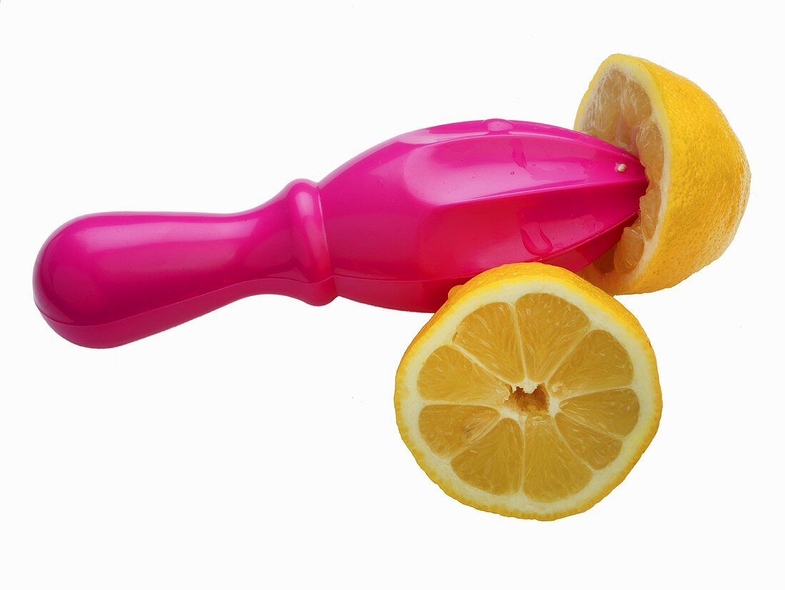 Citrus reamer with lemon halves