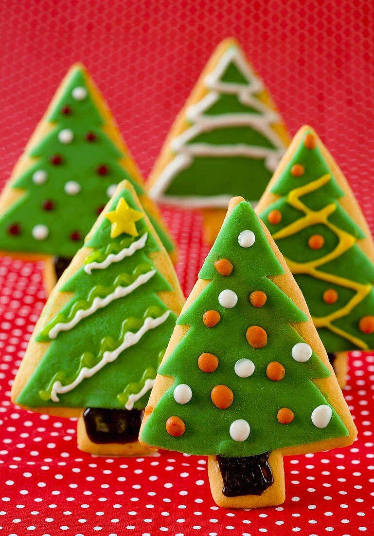 Christmas cookies shaped like Christmas trees, 